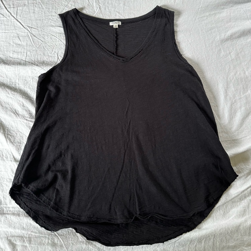 dylan Black Women’s V-Neck Tank Top size XL